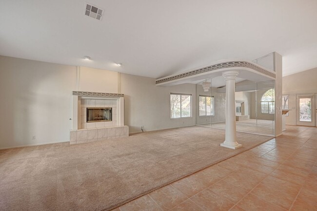 Building Photo - Great Calico Ridge Home
