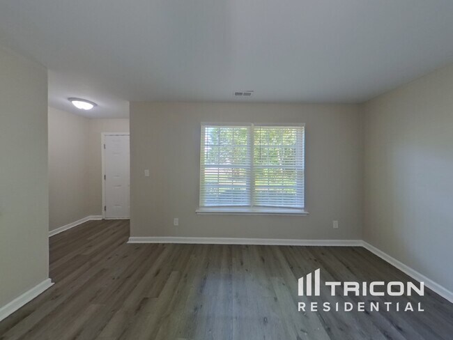 Foto del edificio - 296 Waxberry Ct