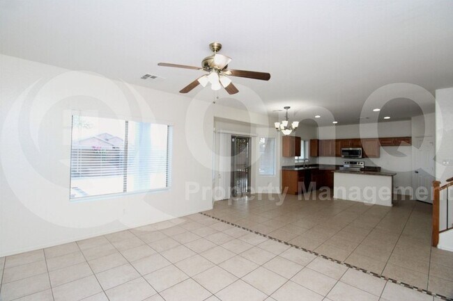 Building Photo - 9425 W Raymond St