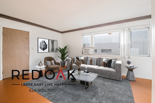 Building Photo - 436 Normandie Pl