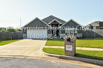 Building Photo - 4200 NW 156th Terrace