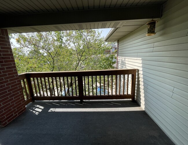 Foto del edificio - 2266 Holiday Rd