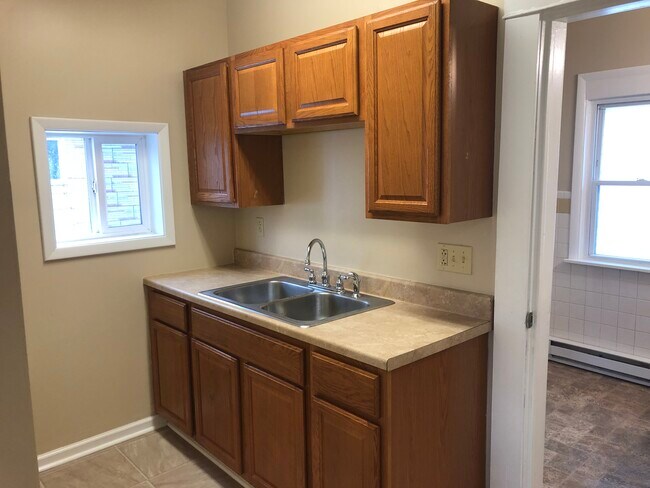Cocina - 2124 Cherry St