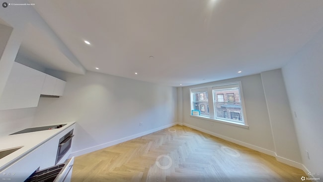 Foto del edificio - 32 Commonwealth Ave