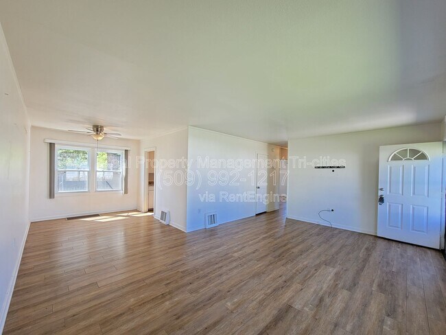 Foto del edificio - 1005 Torbett St