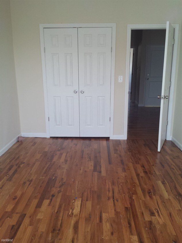 Primary Photo - 2 br, 1 bath Apartment - 11 Rose Ave