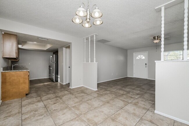 Foto del edificio - 16328 Caribbean Ct