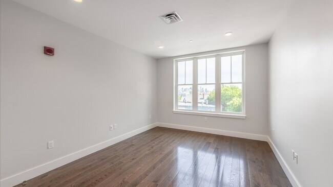 Foto del edificio - 434 McGrath Hwy