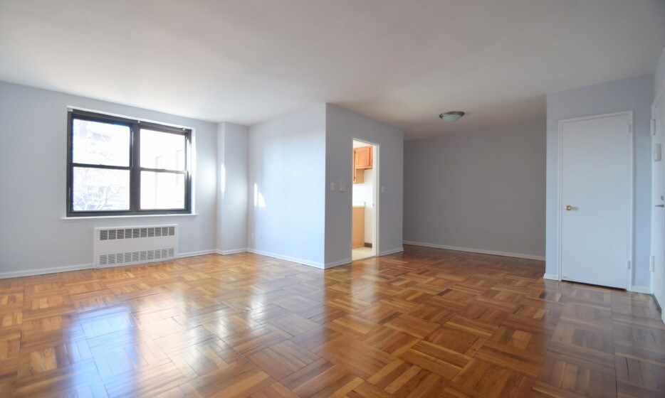 Primary Photo - 29 Davenport Ave