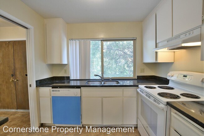 Building Photo - 3 br, 2.5 bath House - 11021 Lucky Oak St