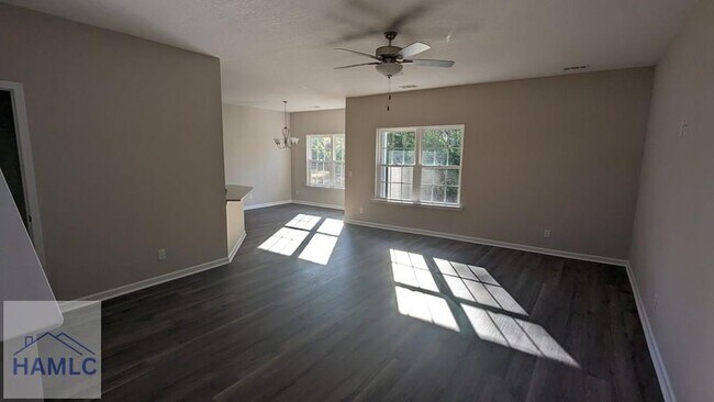 Foto del edificio - 222 Courage Wy