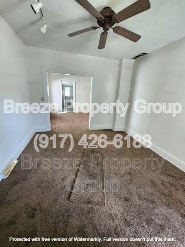 549 Spencer St, Toledo, OH 43609 House Rental in Toledo, OH