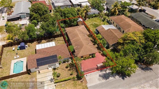 Foto del edificio - 323 NW 97th St