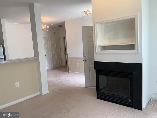 Building Photo - 15618 Everglade Ln