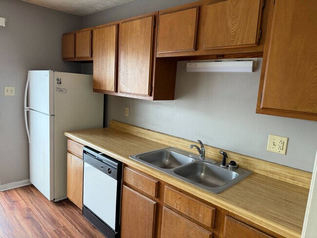 Foto del edificio - 2139 Dougs Way