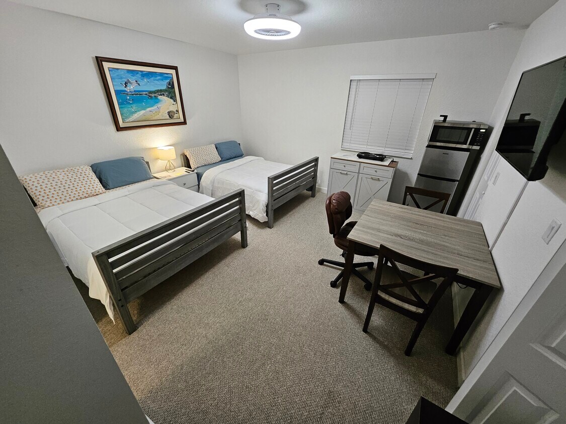 Foto principal - 343 NW 12 Th Ave