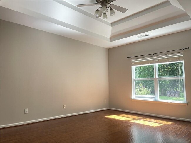 Foto del edificio - 385 Blackwood Ln