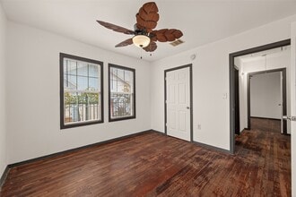 Building Photo - 1110 11th St