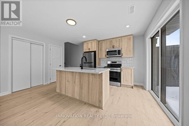 Building Photo - 801 Glenroy Gilbert Dr