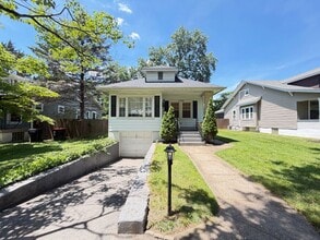Building Photo - 1739 Speed Ave