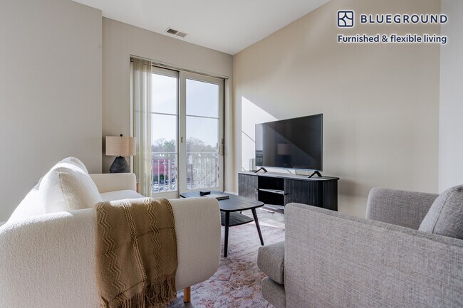 Foto del edificio - 7131 Arlington Rd