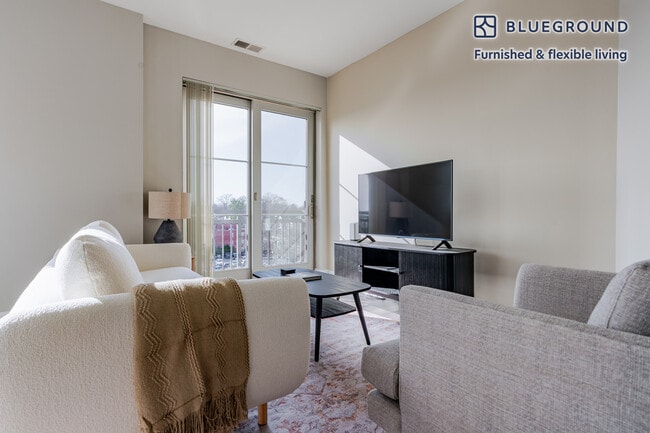 Building Photo - 7131 Arlington Rd