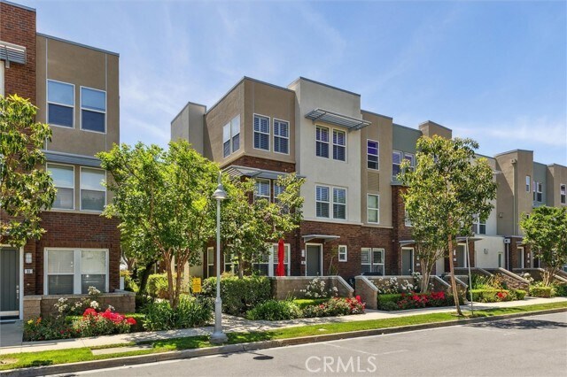 Foto del edificio - 45 Brownstone Way