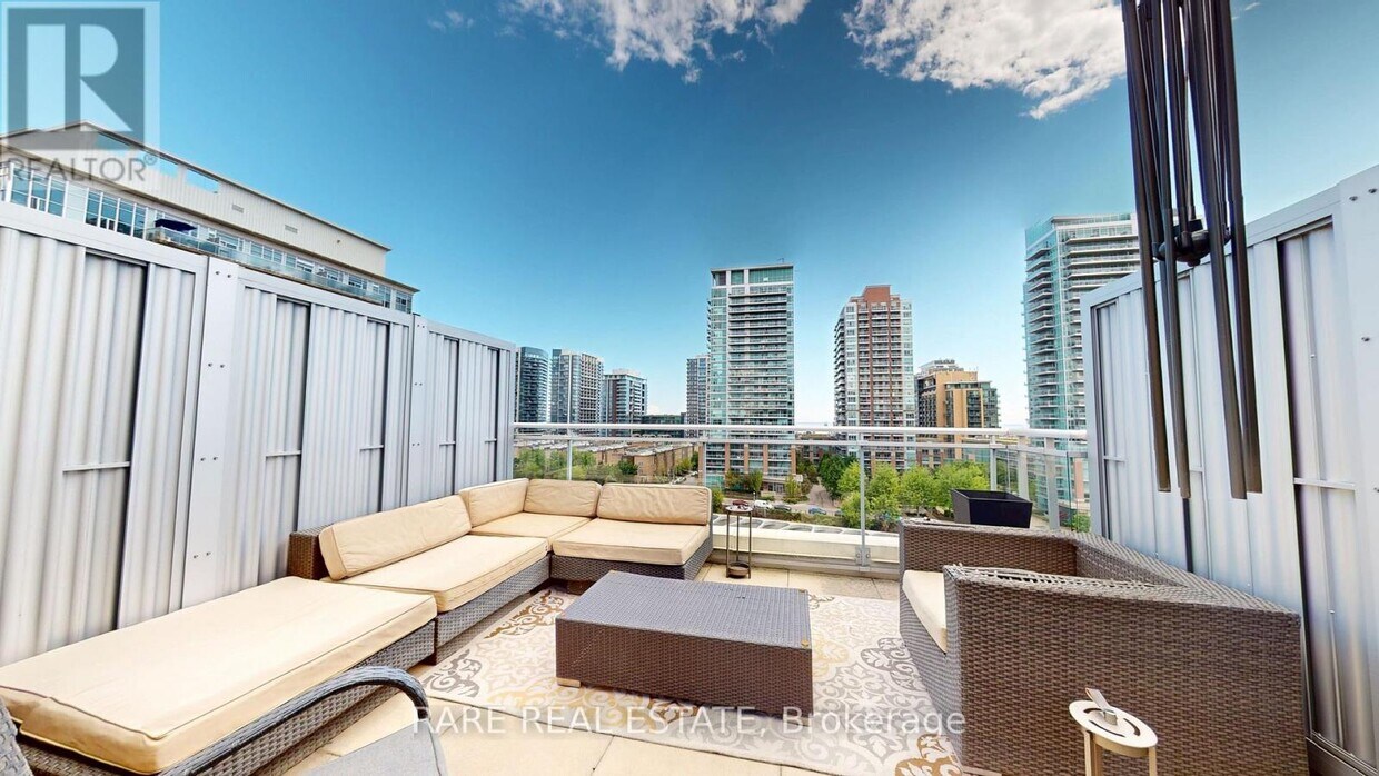 Photo principale - 1029-1029 King St W