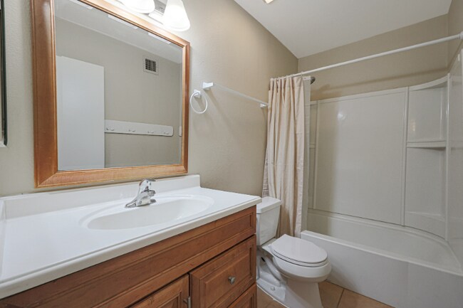 Foto del edificio - 14625 N 26th Ave