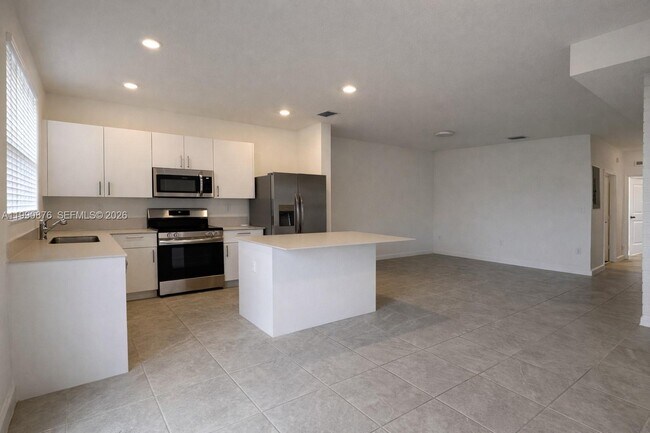 Foto del edificio - 2803 SE 26th Ave