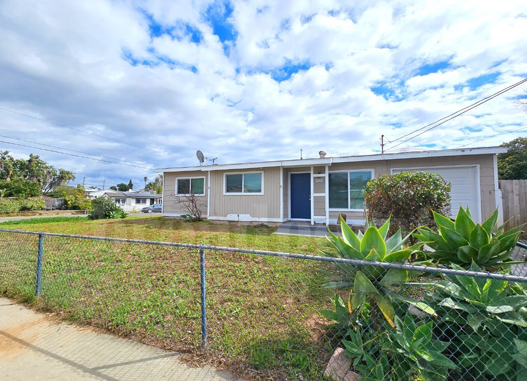 Primary Photo - 1023 Capistrano Dr
