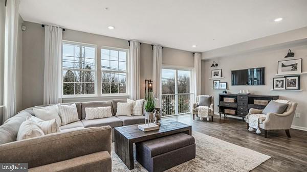 Building Photo - 1067 Meadowlark Dr