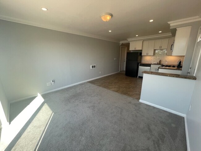 Foto del edificio - 620 Spruce Ave