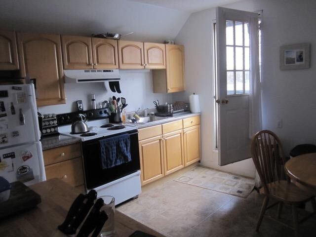 Primary Photo - 10 Haskell St