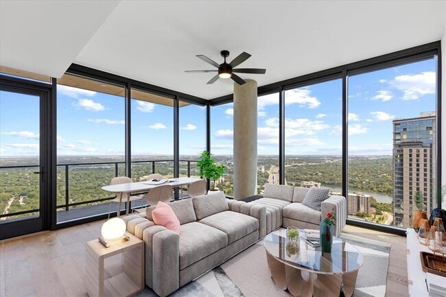 Building Photo - 84 East Ave