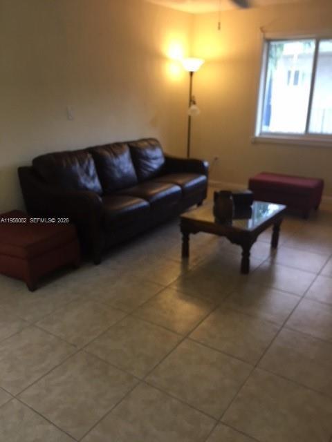 Foto del edificio - 8603 SW 68th Ct