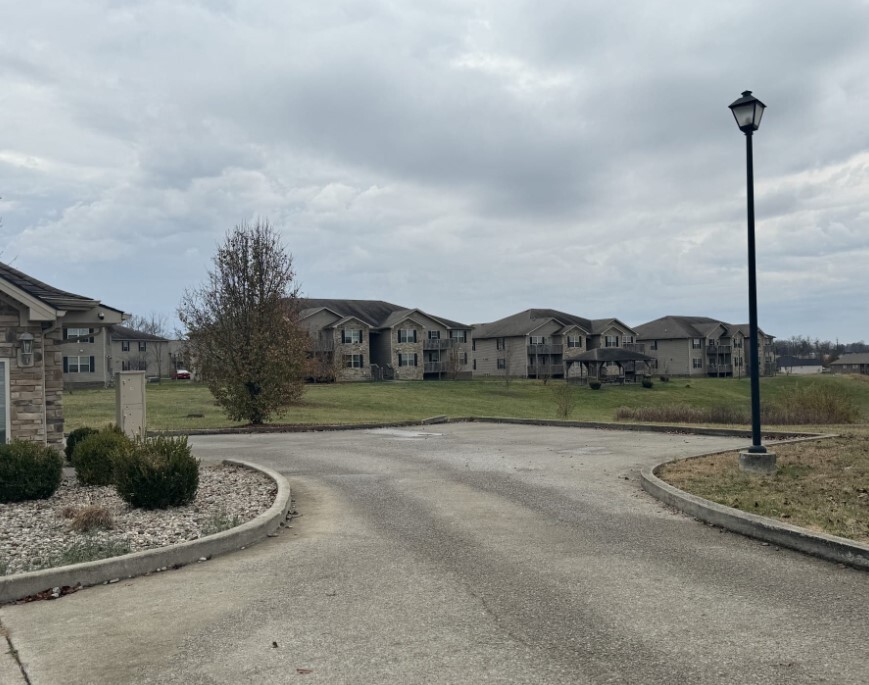 Foto principal - Twin Lakes Apartments