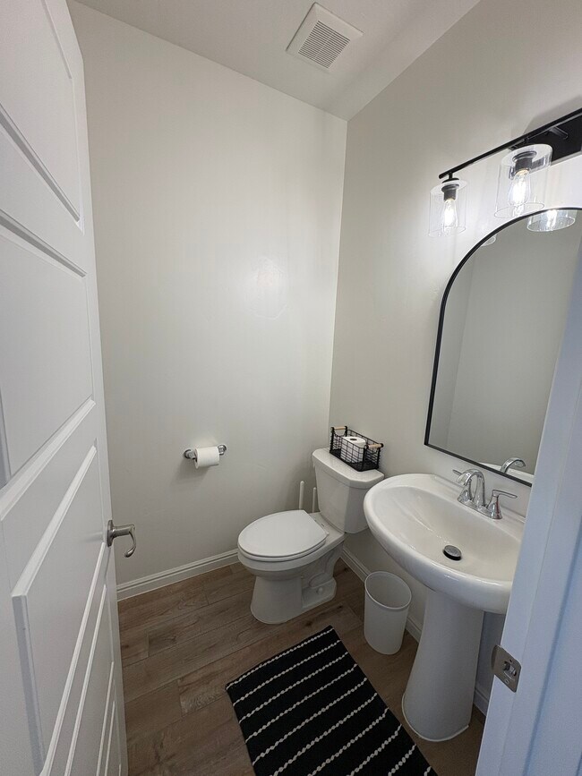 Foto del edificio - 391 S Deep Creek Dr