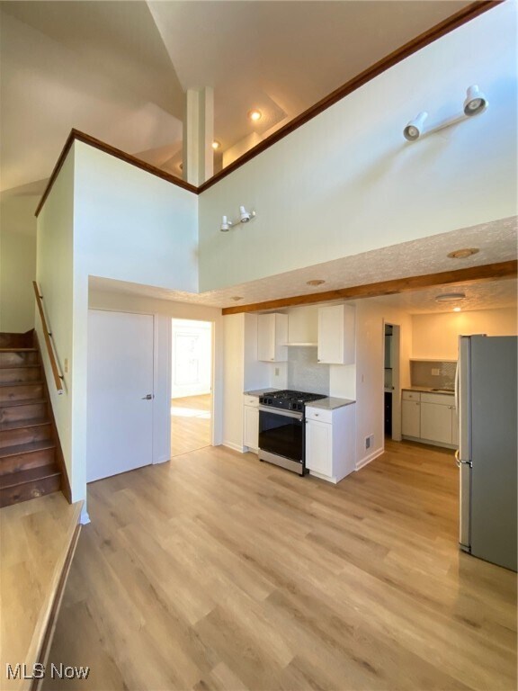 Foto del edificio - 4210 Clinton Ave