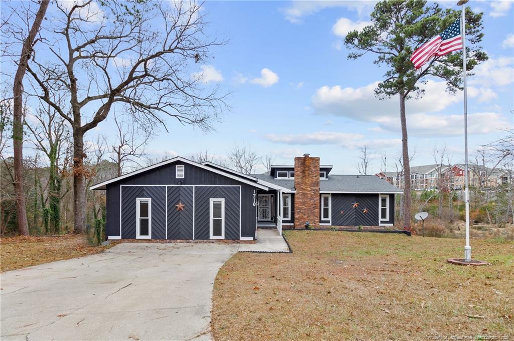 Foto principal - 1716 Valley Ridge Dr
