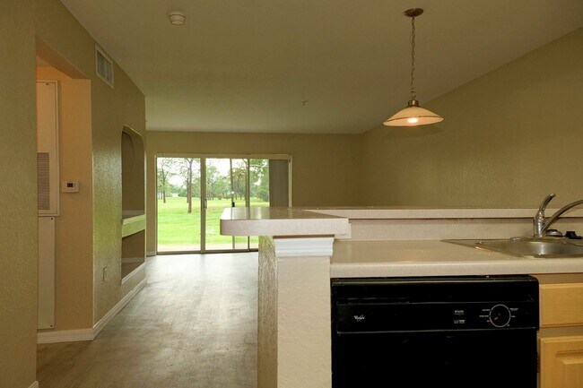 Foto del edificio - Lovely 2 bedroom 2 bath Condo in Audubon V...