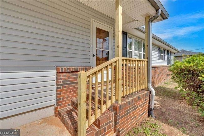 Foto del edificio - 2664 Olive Springs Rd SE