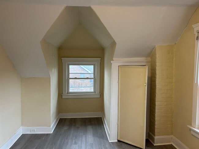 Foto del edificio - 2681 E 126th St