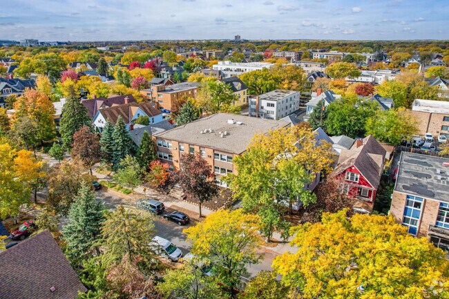 Foto aérea - Bryant Avenue Apartments | 2300