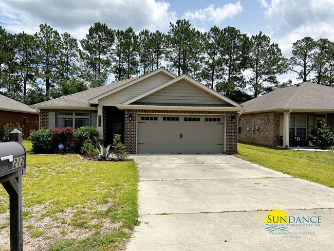 Building Photo - Charming 3 Bedroom Home in Chimera Estates!