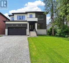 Building Photo - 933 7th Line
