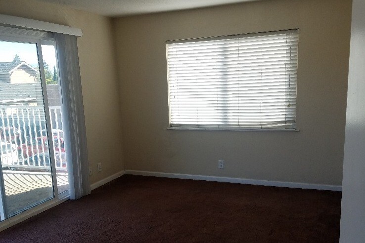 Primary Photo - 2254 Alum Rock Ave