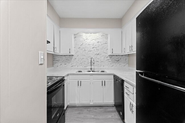 Interior Photo - Chateau Apartments