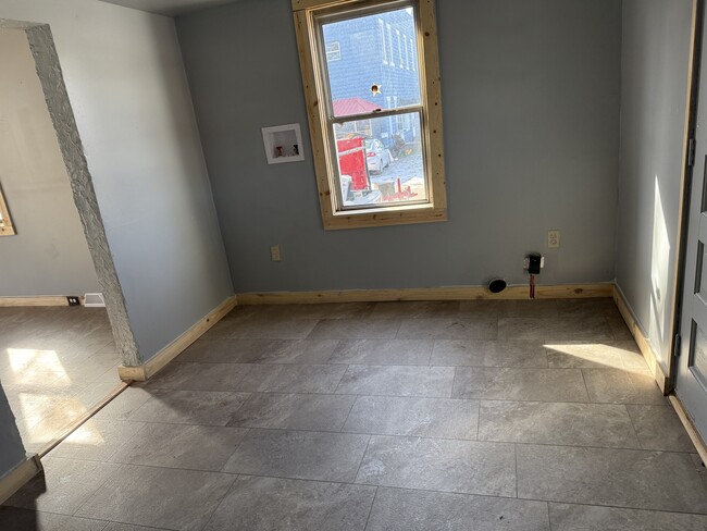 Foto del edificio - 103 N 3rd Ave