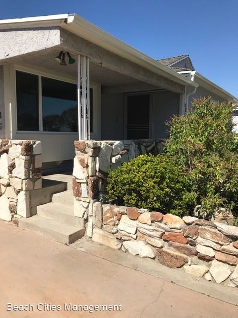 Building Photo - 3 br, 2 bath House - 4235 Paramount Blvd